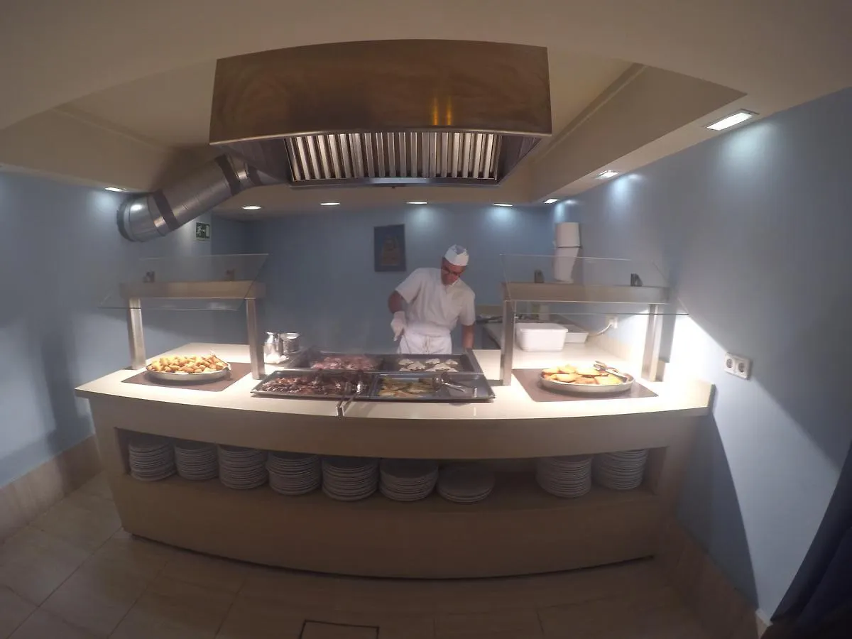 יורט דה מאר Hotel Golden Sand
